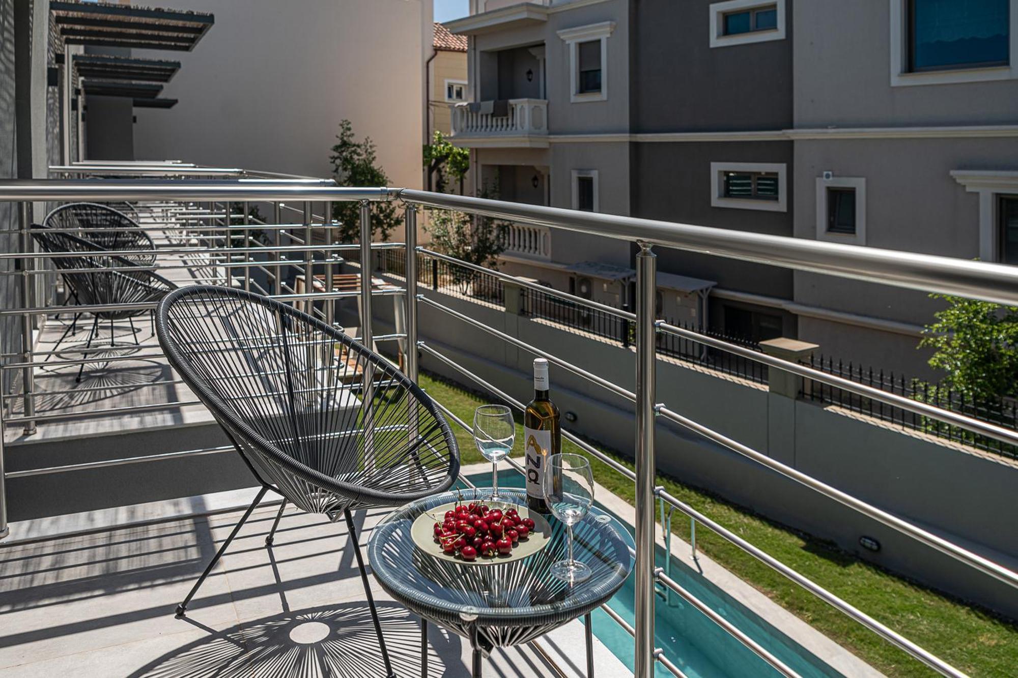 Nek Suites - Adults Only Hriszí Aktí Haniá Kültér fotó
